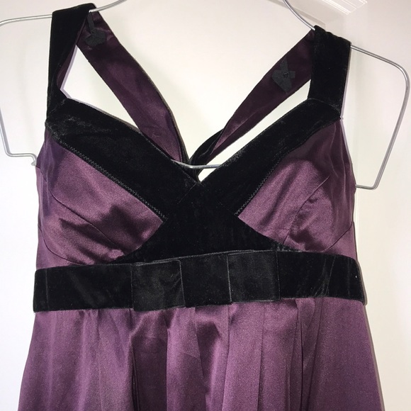 Dress - Picture 3 of 8